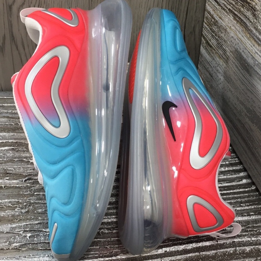 • Not available NIKE W AIR MAX 720 lawa glow/black - Picture 5 of 8